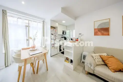 Piso en calle >C. de Eraso, nº >
