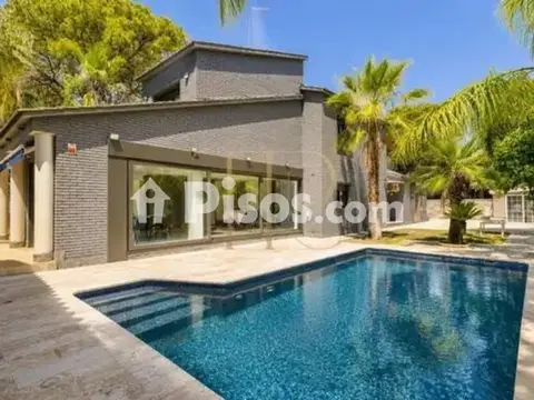 Chalet en Castelldefels