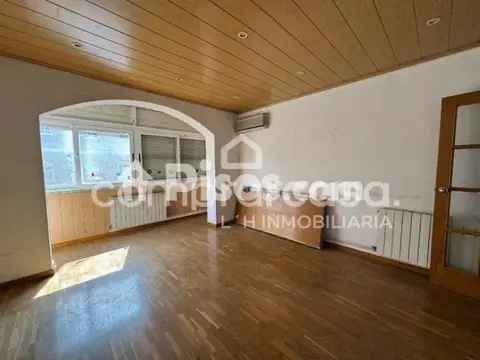 Piso en Plaça Catalunya - Vinyets