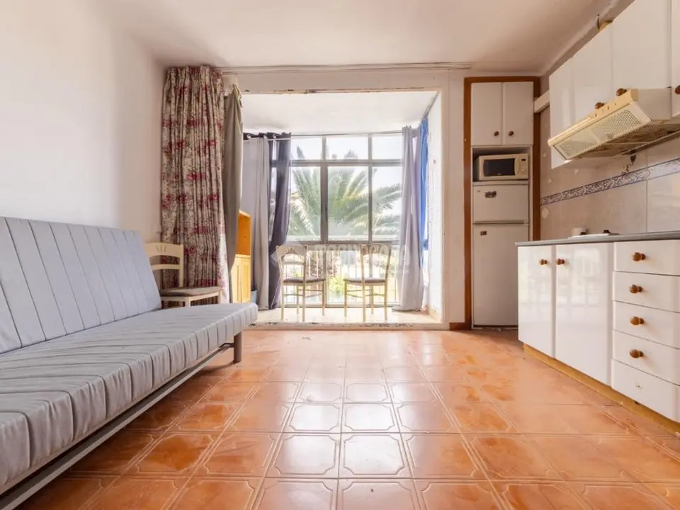 Piso en venta en Calle Joaquin serra en Pineda De Mar