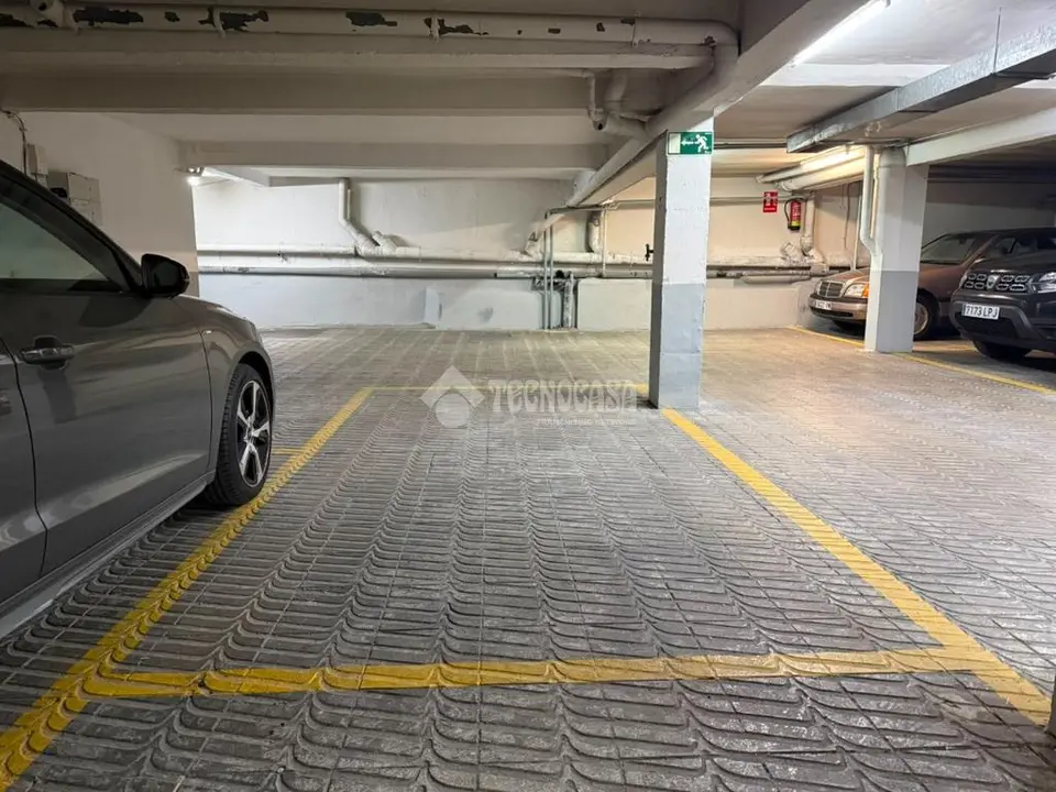 Box/plaza de garaje en venta en Salamanca en Lista en Madrid