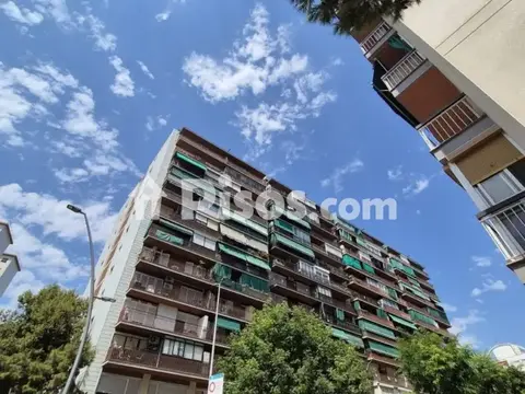 Piso en calle Can Serra De