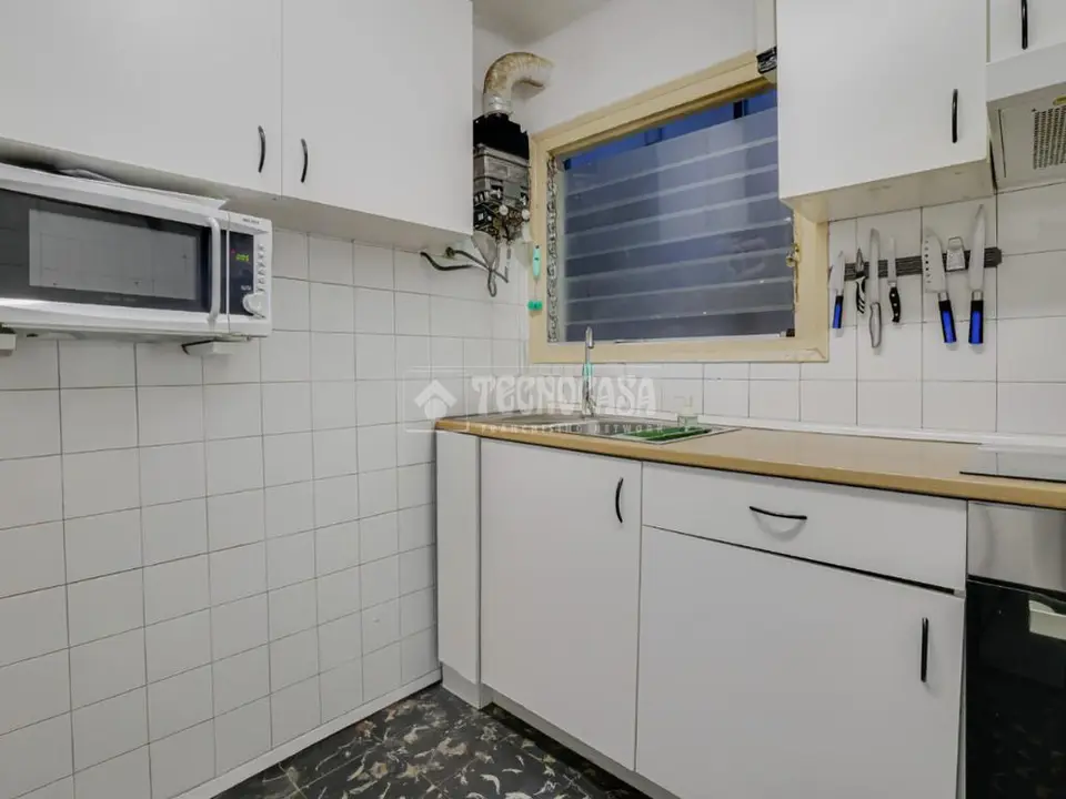 Piso en venta en Nou Barris en Les Roquetes en Barcelona
