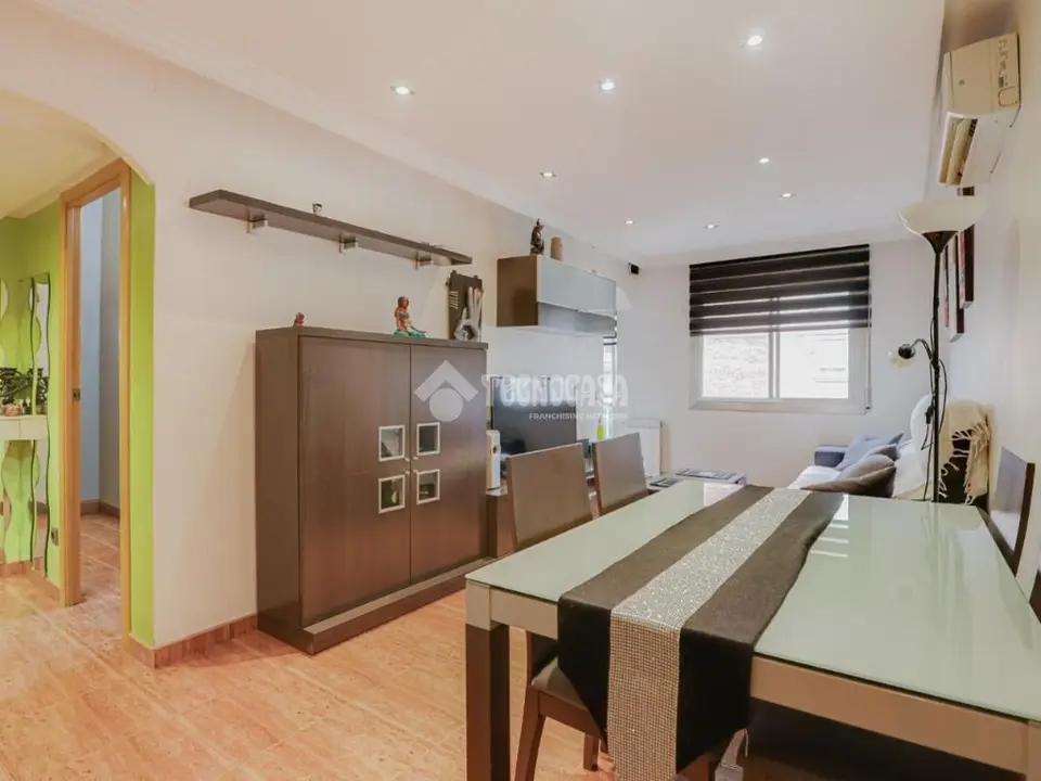 Piso en venta en Artigas - Llefià en Badalona