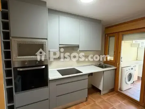 Chalet en calle del Generalife