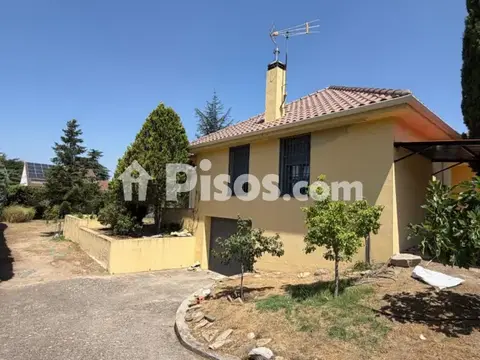 Chalet unifamiliar en Colonia