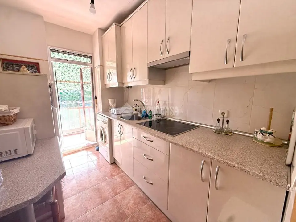 Piso en venta en Puente De Vallecas en Palomeras - Portazgo en Madrid