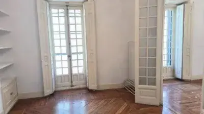 Piso en calle del Almirante
